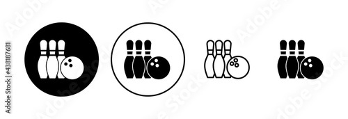 Bowling icon set. bowling ball and pin icon. bowling pins