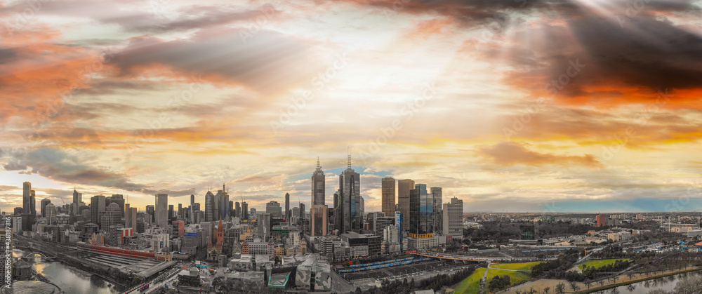 Obraz premium Melbourne, Australia. Sunset aerial panorama of city skyline