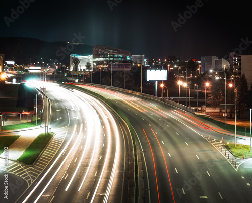 night traffic in vilnius