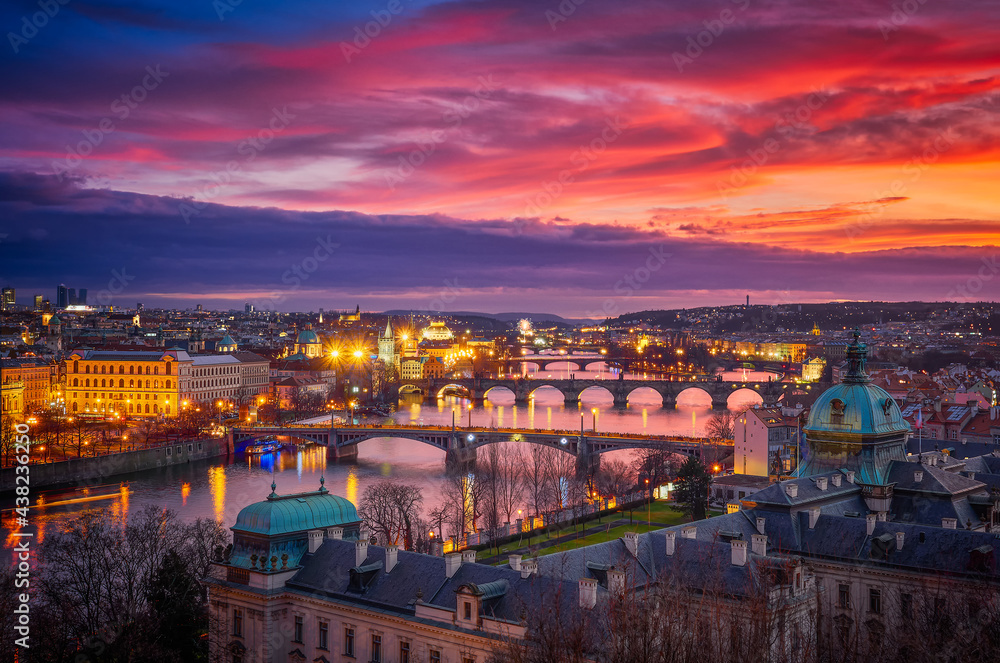Fototapeta premium Sunset over Prague