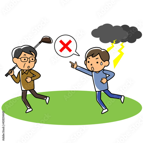 ゴルフクラブを持つ人に落雷の危険を知らせる男性