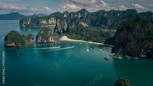 seascape and Mountain view railay bay krabi province Thailand © SHUTTER DIN