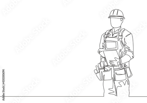 One continuous line drawing of young workman wear building construction uniform with helmet and tools belt. Handyman house renovation service concept. Single line draw design illustration
