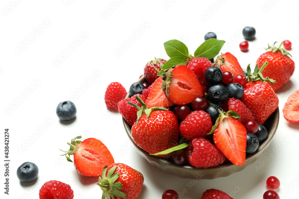 Obraz premium Delicious fresh berry mix on white background