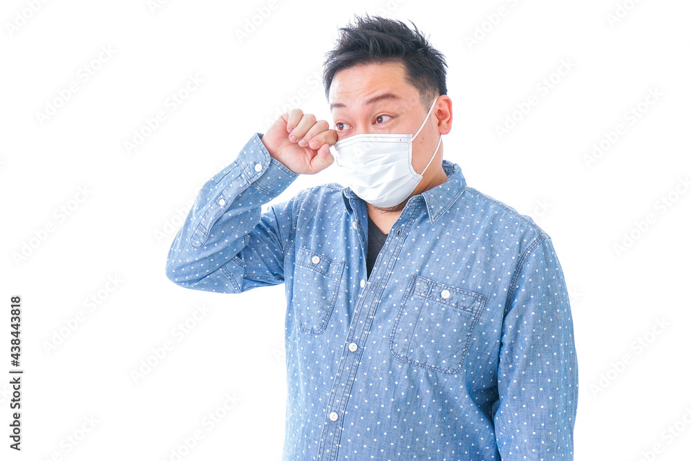 花粉症の男性 花粉症の男性