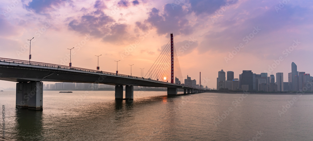 Fototapeta premium Hangzhou Bridge