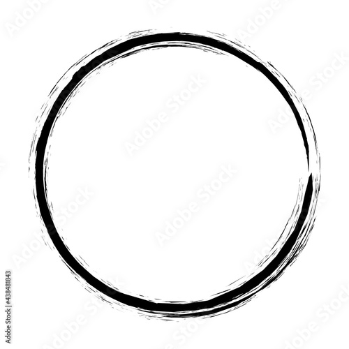 Grungy, textured circle element set. Grunge circles