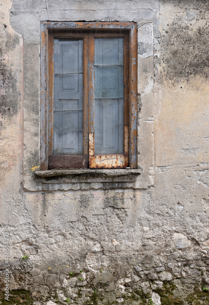 Airola, a small town in the Sannio area in the province of Benevento. Views of the alleys and houses of the historic center. Airola, a small town in the Sannio area in the province of Benevento. Views of the alleys and houses of the historic center.