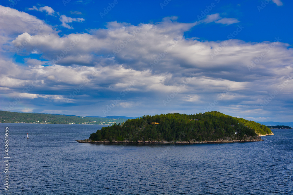 Eine Insel in Norwegen Eine Insel in Norwegen