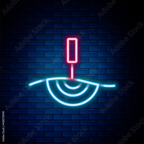 Glowing neon line Acupuncture therapy icon isolated on brick wall background. Chinese medicine. Holistic pain management treatments. Colorful outline concept. Vector