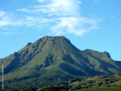 Montagne pel  e volcan actif en Martinique