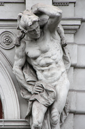 Bild auf Leinwand statue of an atlant in vienna (austria)
