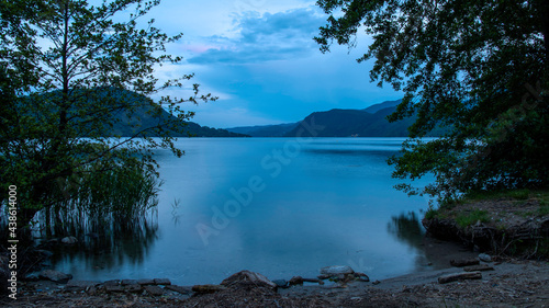 Cuadro en lienzo Spiaggia che si trova sul Lago D'Orta a Bagnella, nel comune di Omegna (VB), in Piemonte, Italia