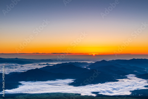 Mt. Fuji at Sunrise © Philip