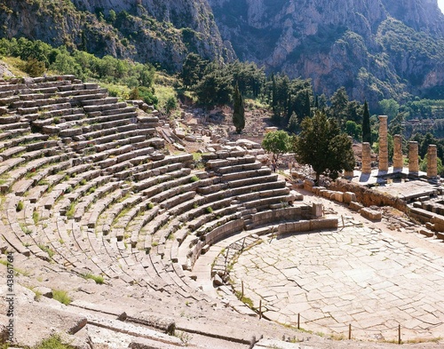 Quadro em tela greece, delphi, phokis, ancient theatre, temple of apollo