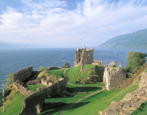 great britain, scotland, castle, urquhart, loch ness, north scotland, landscape, water, glen more, lake, ruin, castle ruins, stone walls, sight, culture, architecture, castle urquhart, urquhart castle
