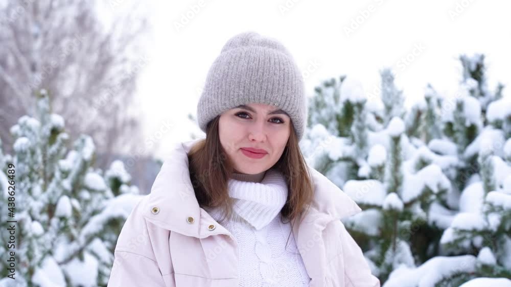 Portrait of a Beautiful Young Woman Portrait of a Beautiful Young Woman