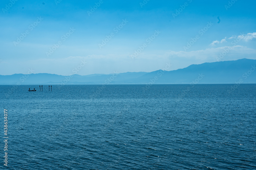 湖 湖