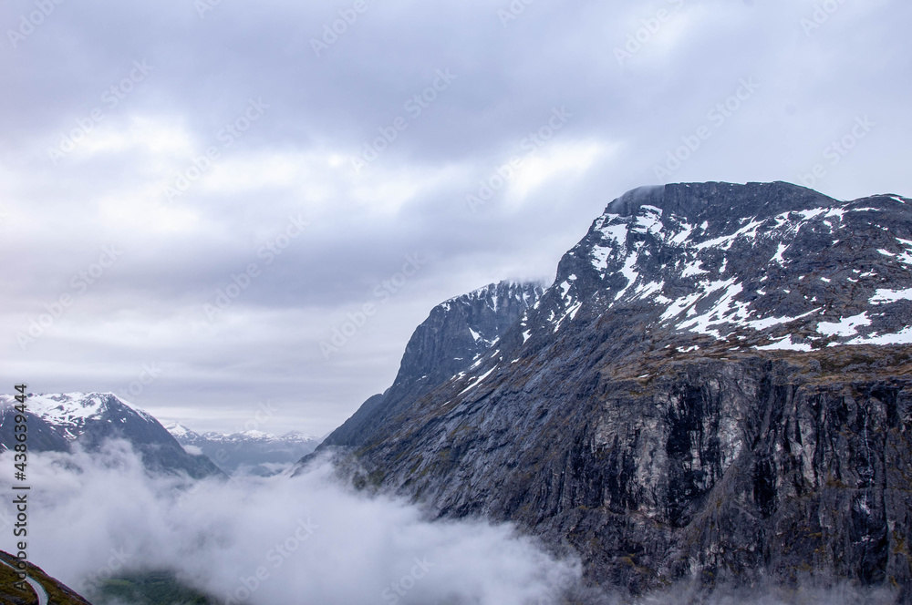 Obraz premium Norwegian fjords mountain landscapes