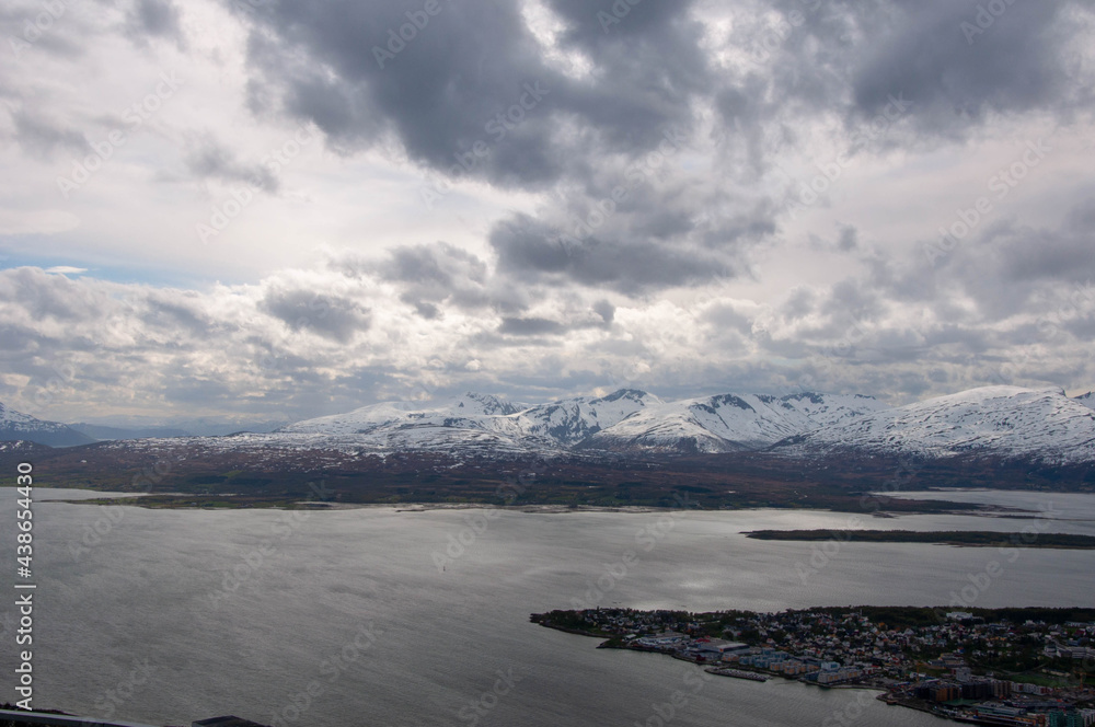 Norwegian landscapes from the mountain tops and the sea Norwegian landscapes from the mountain tops and the sea