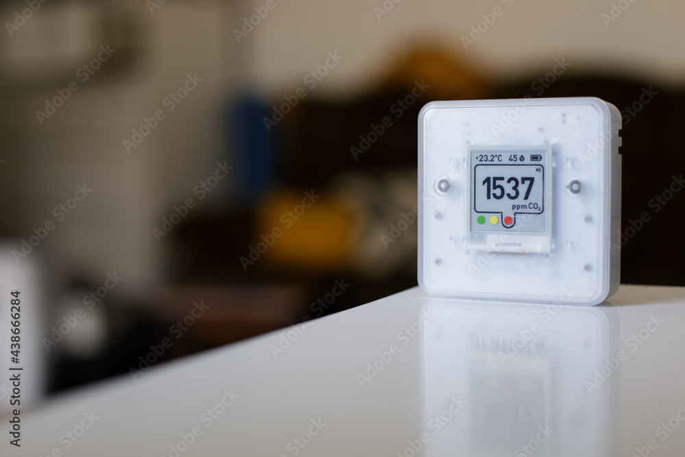 CO₂ sensor monitor. Bad Indoor air quality sensor. Healthy work environment. Work from home. Control proper ventilation in your levels airflow in the room. Carbon dioxide levels and airflow Smart home CO₂ sensor monitor. Bad Indoor air quality sensor. Healthy work environment. Work from home. Control proper ventilation in your levels airflow in the room. Carbon dioxide levels and airflow Smart home
