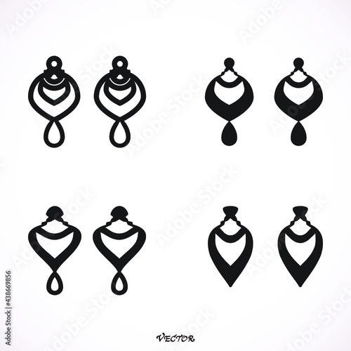 earrings vector icons. Simple illustration set of4 earrings elements, editable icons, can be used in logo, UI and web design