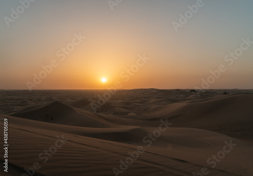 Fototapeta Naklejka Na Ścianę i Meble -  Que la chaleur revient dans le desert
