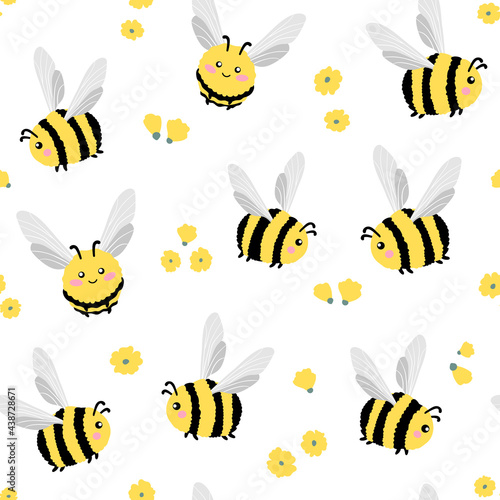 Seamless pattern of flying bees. Cartoon bees and flowers on a white background. Flat vector illustration. © Yuliya Ponomareva
