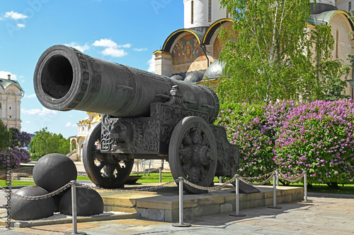 Tsar Cannon created in 1586 in Moscow's Cannon Court by eminent Russian cannon-caster Andrei Chokhov on order of Tsar Feodor Ioannovich