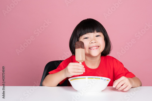 kid eating ice cream, delicious and happy concept