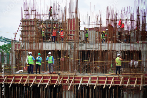 construction workers on construction site labours indian