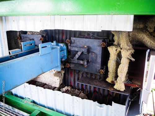 Photos Step grate systems in biomass power plant which including motor, chine, hydraulic and hopper for feed wood chipper fuel to boiler systems