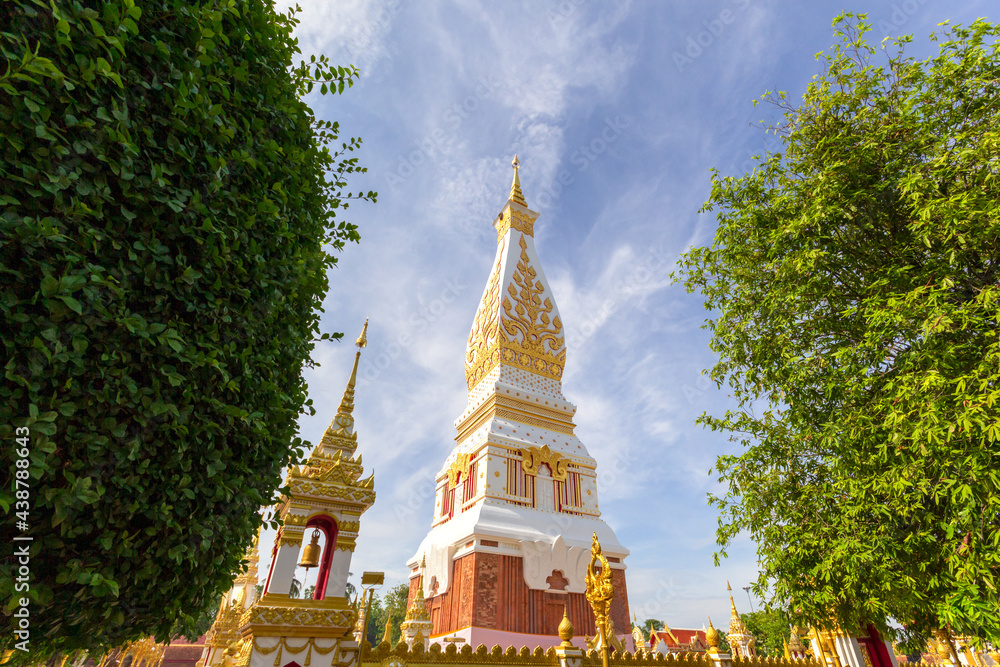 Fototapeta premium Beautiful white pagoda at Wat Phra That Phanom Temple, Nakhon Phanom