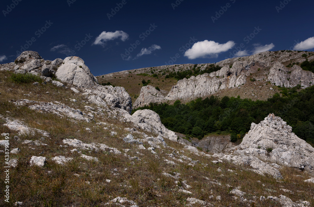 South-east edge of Karabi-yayla at the Big Gates (Bolshiye vorota) mountain pass, Crimea