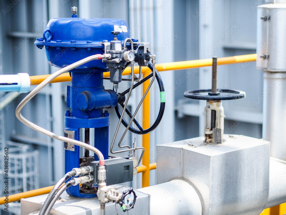 Control valve for control flow and pressure of process condition such water, steam and gas which popular apply to install in industrial, power plant, oil and gas with closed up. Control valve for control flow and pressure of process condition such water, steam and gas which popular apply to install in industrial, power plant, oil and gas with closed up.