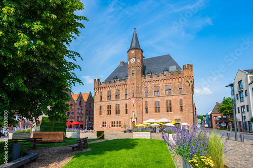 Obraz na płótnie Altes Rathaus in Kalkar am Niederrhein w salonie