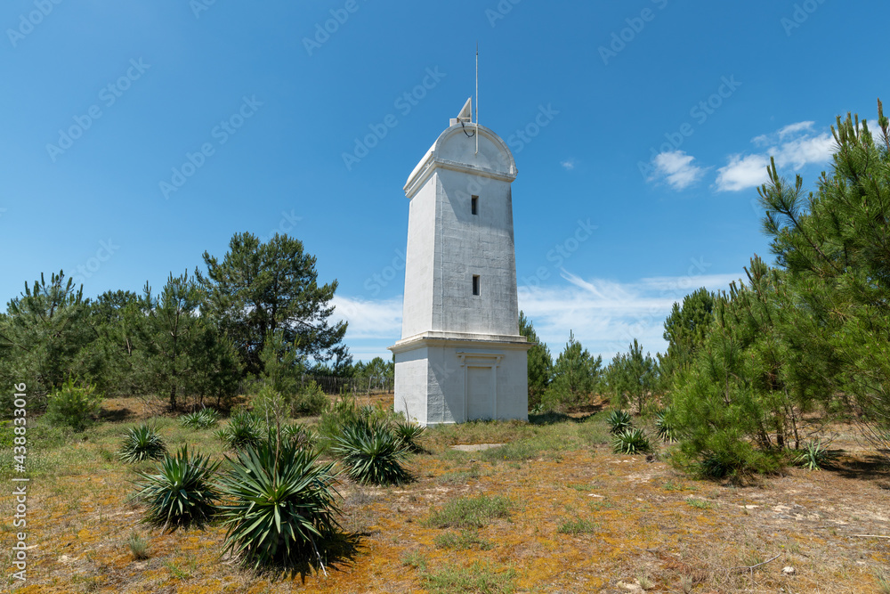 LE VERDON, dans le Médoc (Gironde, France). Phare de Saint-Nicolas