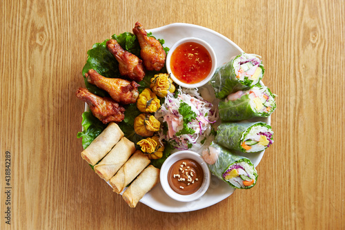 Vietnamese Spring Rolls,various vegetables 