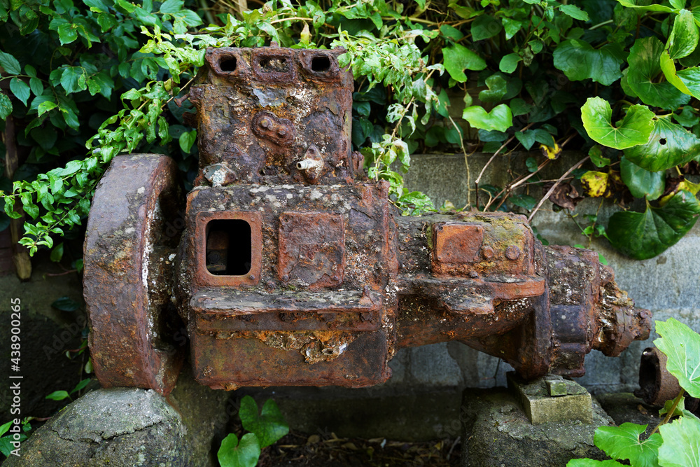 横須賀の無人島「猿島」にある古びた機械