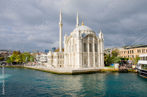 Canvas Print landscape sights city Istanbul view from the sea