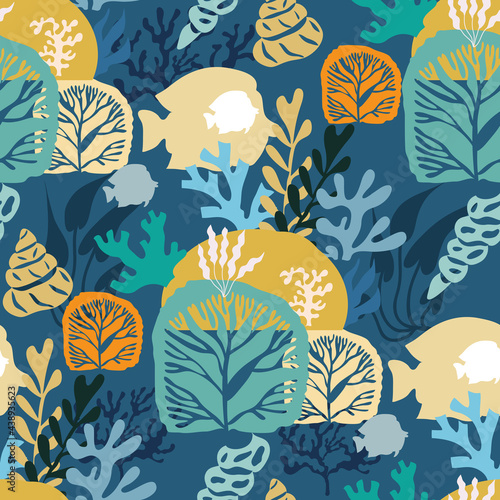 Seaweeds and corals pattern 15