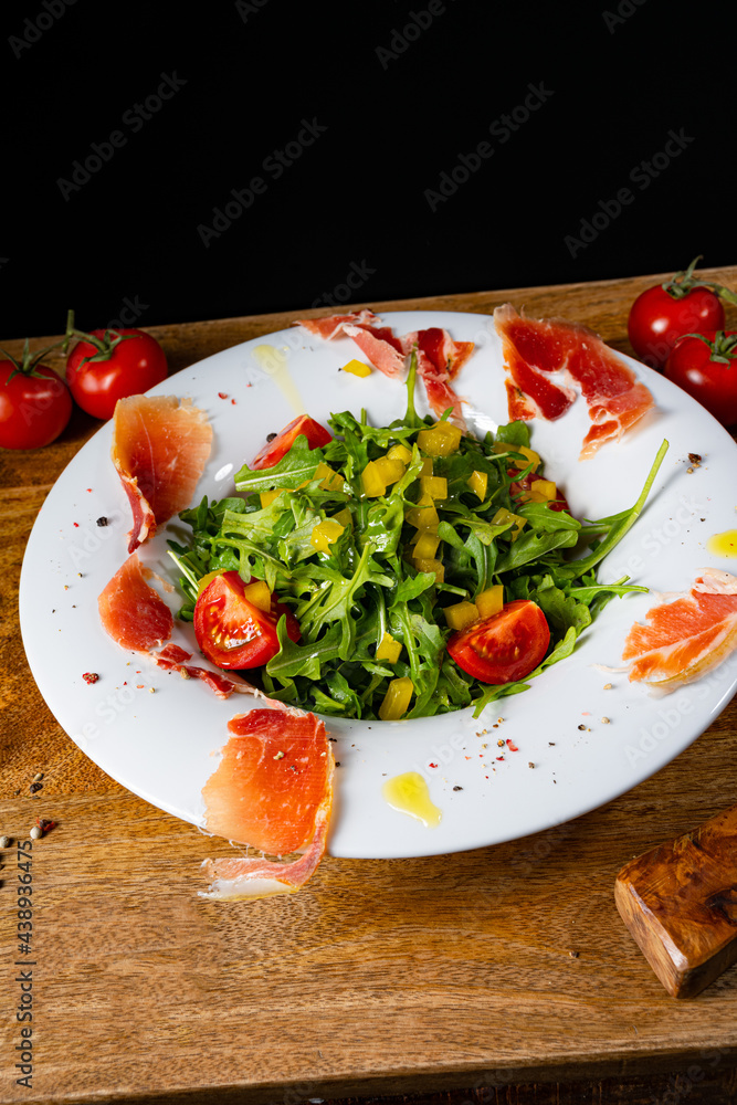 Rocket salad with dried Spanish ham Rocket salad with dried Spanish ham