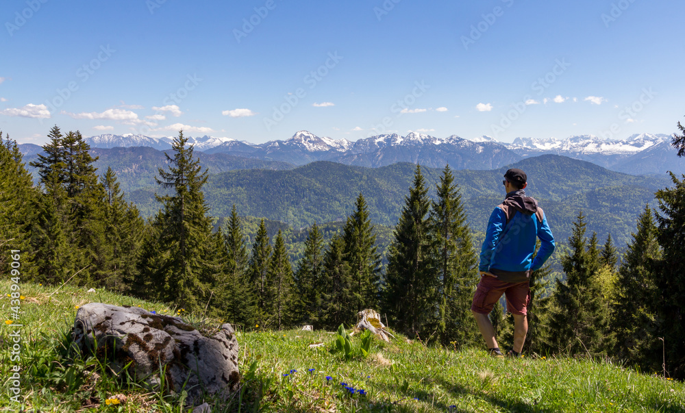Wanderung in der deutschen Alpenlandschaft