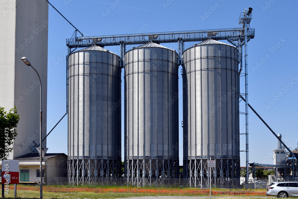 Obraz premium Austria, Agricultural Silos