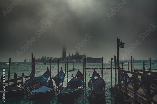 ヴェネツィアの海と濃霧