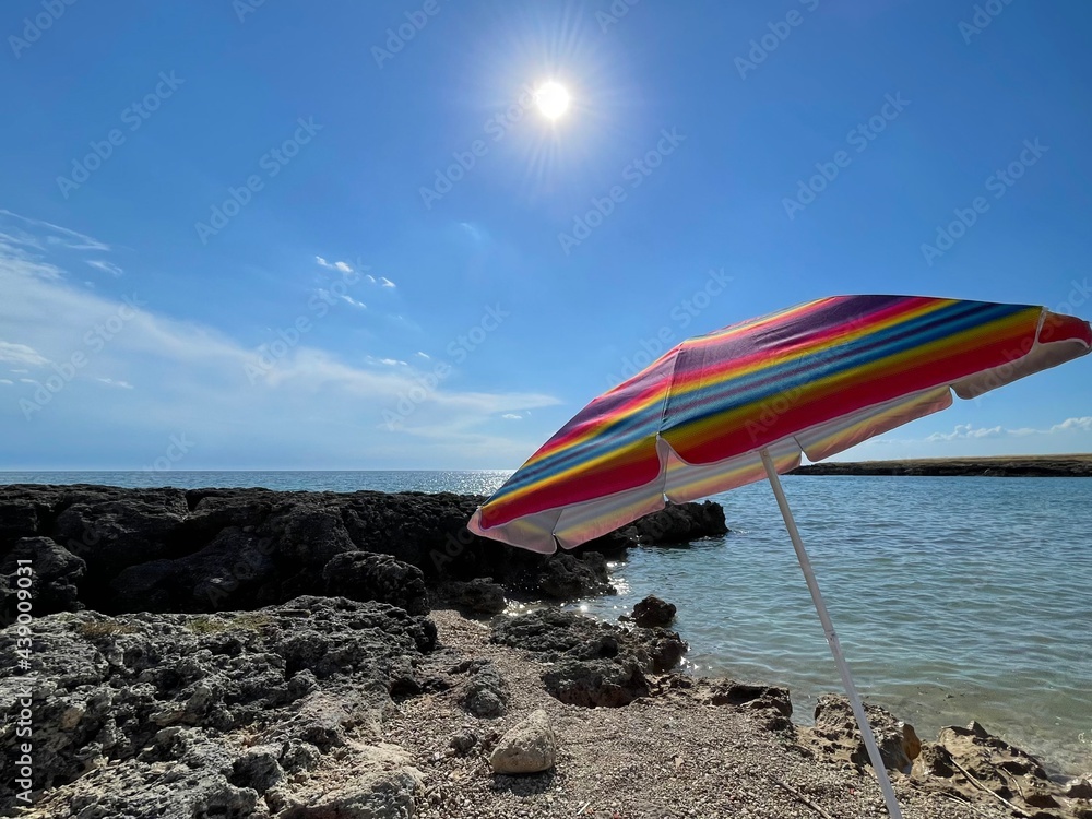 Obraz premium Beach umbrella on the beach