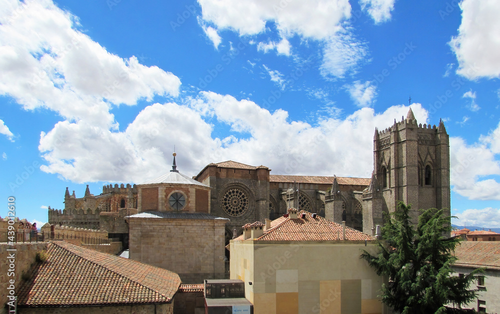 View of the cathedral of Ávila from the top of the wall. 