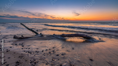 
Sonnenuntergang am Weststrand Fischland Darß photo