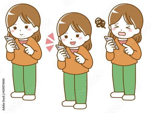 スマホを操作する太った女性