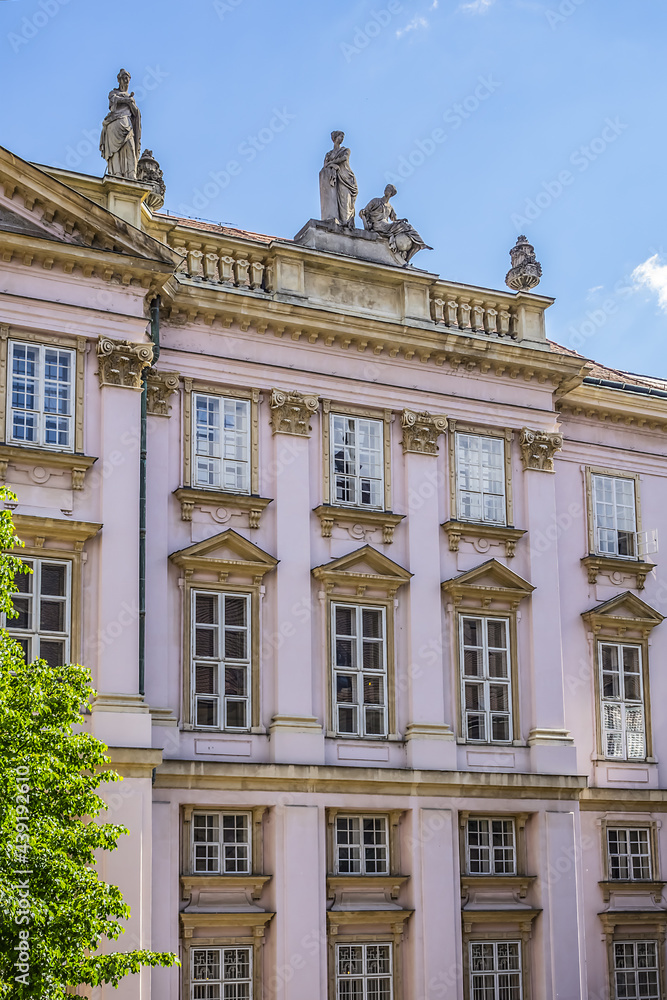 Obraz premium Primate's Palace (Primacialny palac) - neoclassical palace in the Old Town of capital of Slovakia Bratislava. It built from 1778 to 1781 for Archbishop. Bratislava, Slovakia.